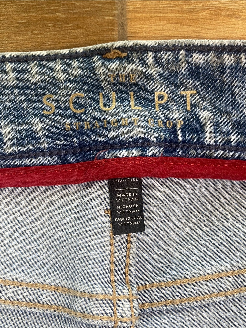 White House Black Market 8 Distressed Crop Jeans - Picture 5 of 11